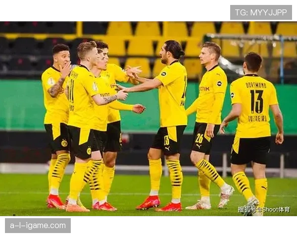 戴维斯与穆西亚拉状态火热，携手助球队豪取连胜