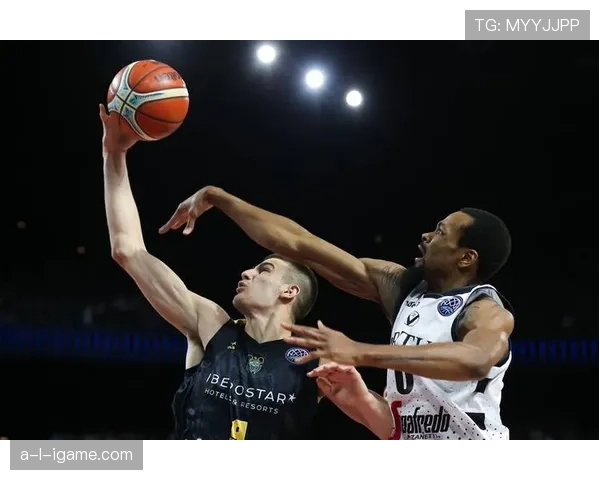 拜仁 Musiala 进攻战术核心