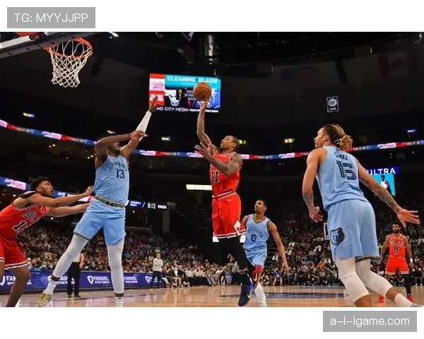 怀特关键挡拆助攻效率提升显著 拉开球队核心锋线差距