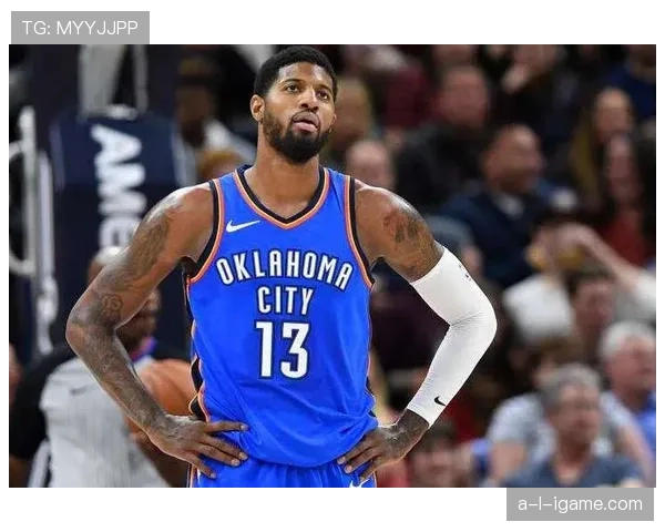 保罗乔治家里泳池比健身房还豪，你确定他真的是篮球运动员？